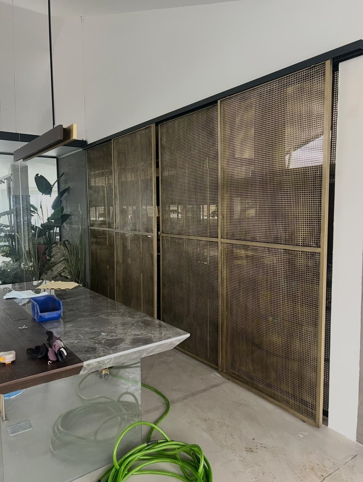 Lazer Kesim Motifli Dekoratif Sürgülü Çelik Kapı Projesi (Ümraniye/İstanbul)