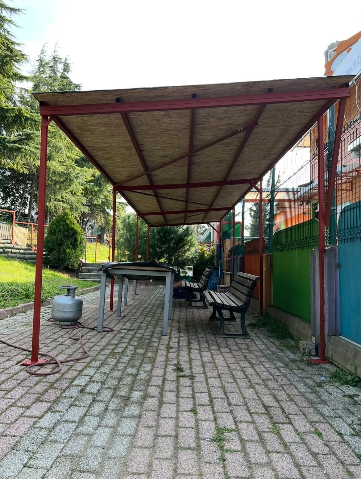 Sevinç Koleji Bahçe Alanı Sundurma Projesi (Kağıthane/İstanbul) thumbnail 3