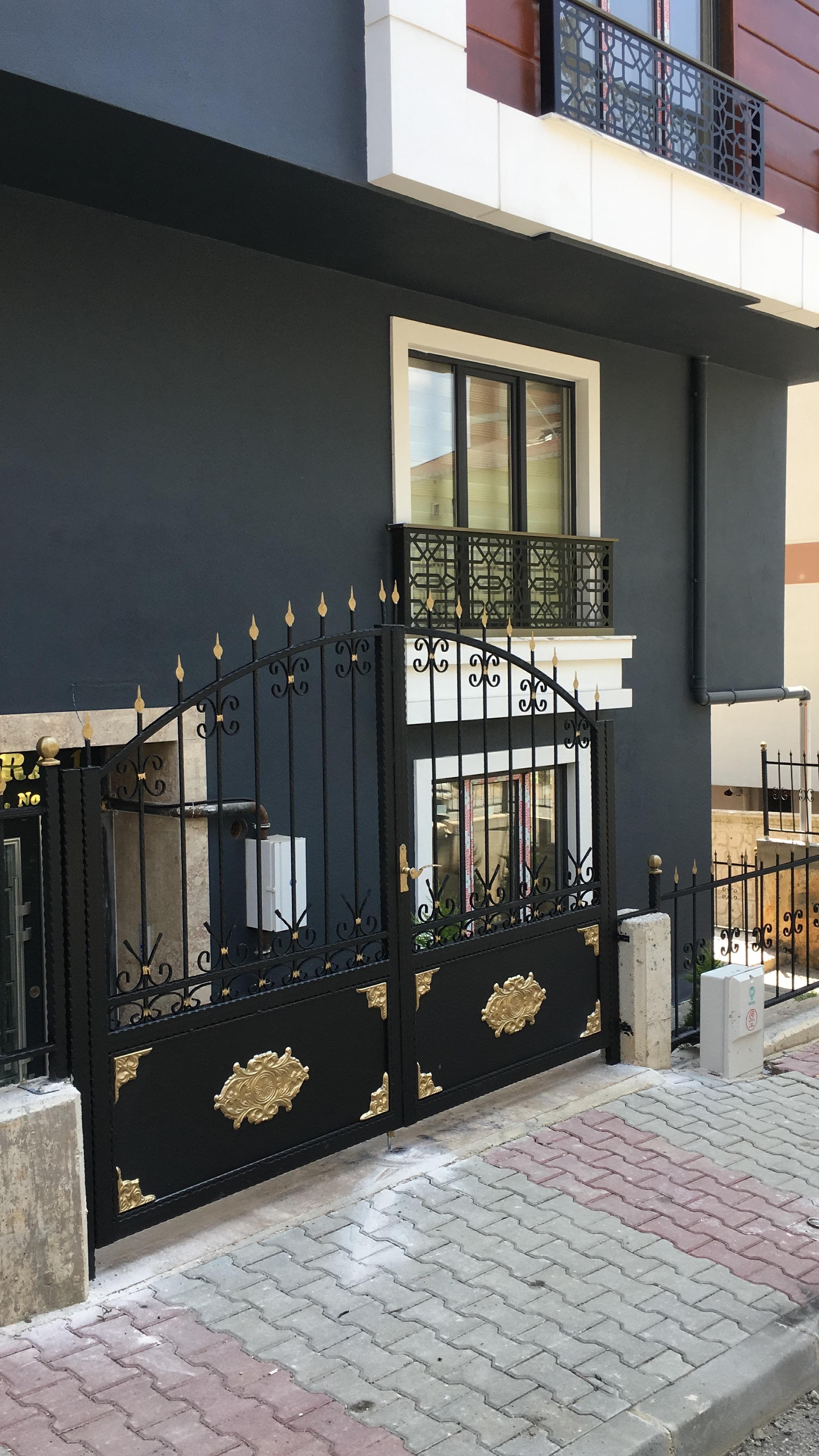 Turan Yapı Sultançiftliği Ferforje Bahçe Giriş Kapısı Projesi (Çekmeköy/İstanbul) görsel 1