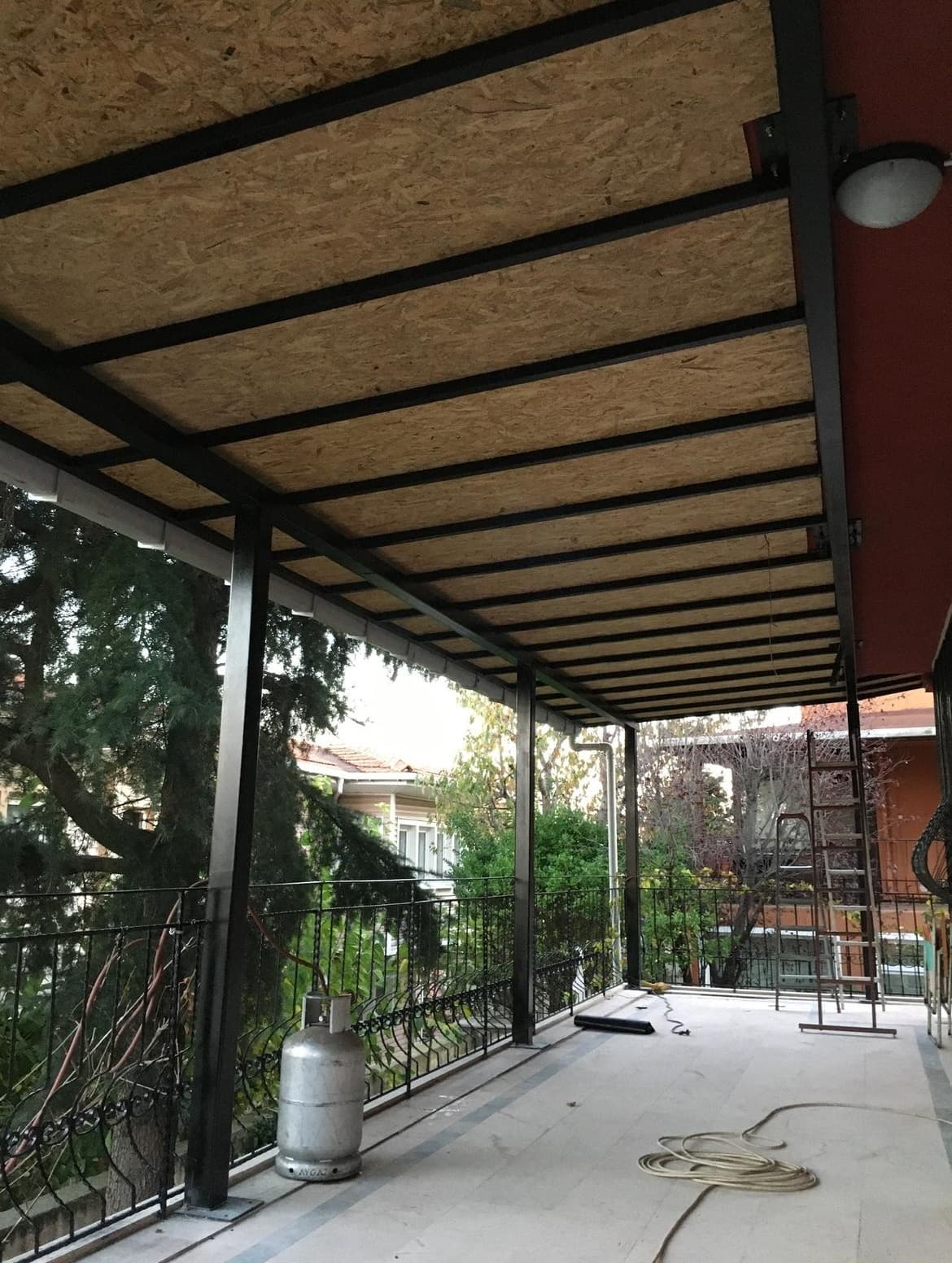 Villa Balkonu Membran Kaplama Sundurma Çatı Projesi (Üsküdar/İstanbul)